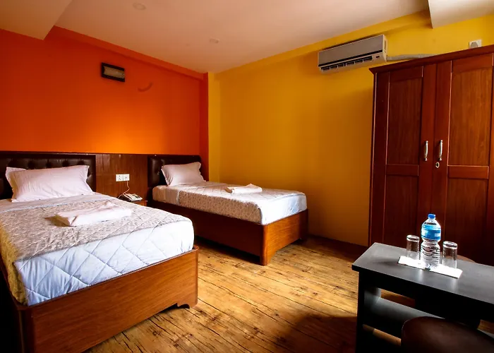 Hotel Everest